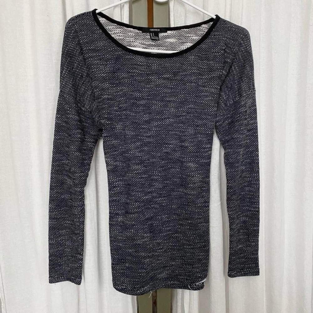 blue/grey long sleeve